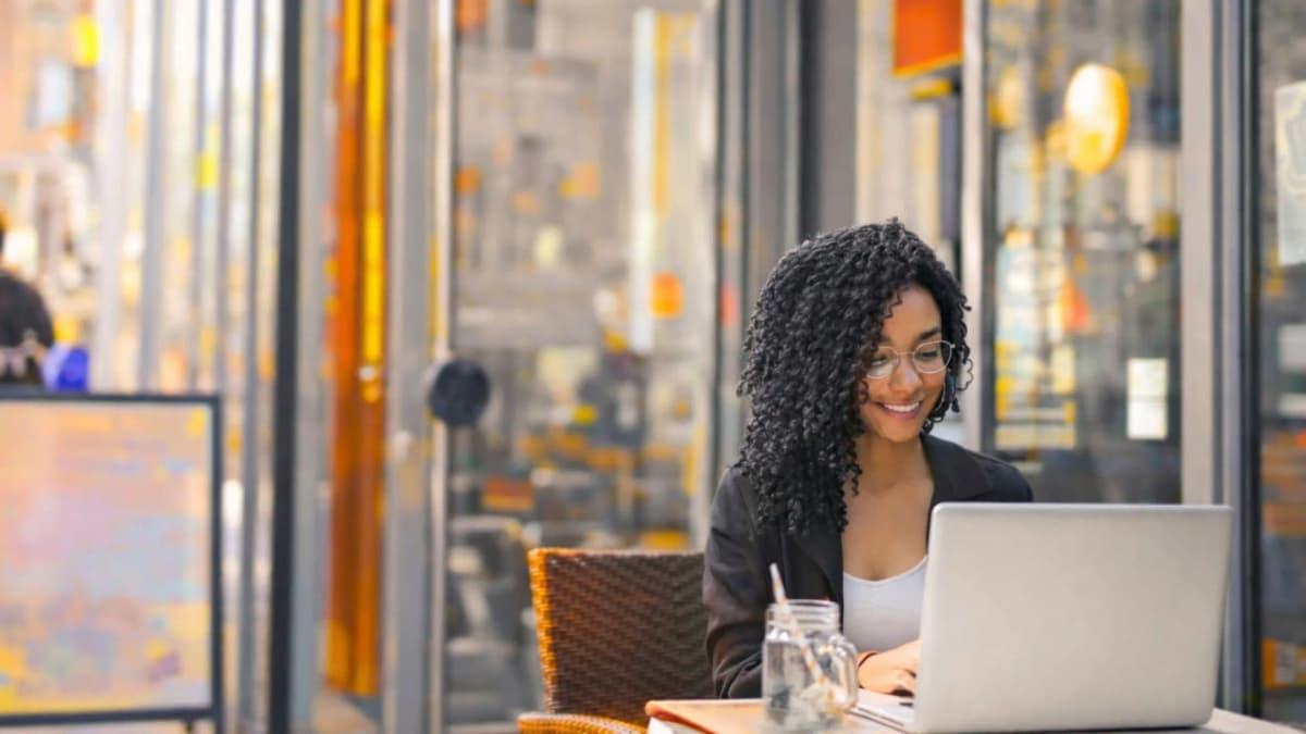 Freelancing in the UAE: Applications and Work Scenarios